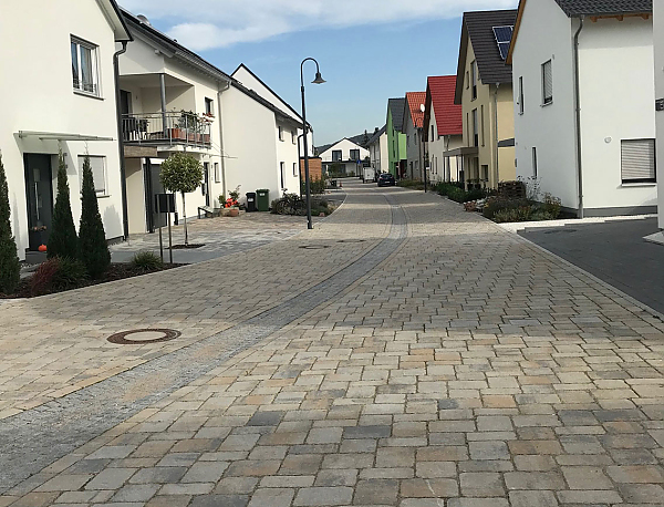 TEGULA Pflastersteine verlegt im Wohngebiet Moorblick in Weingarten