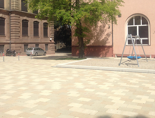 TEGULA XXL Pflastersteine Schlossrealschule Stuttgart