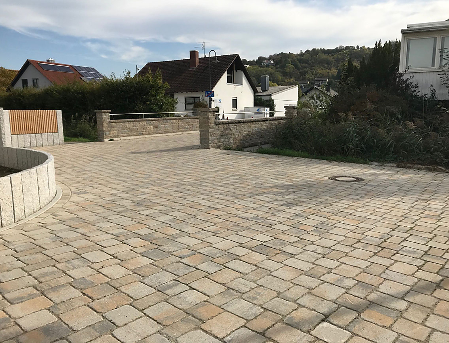 TEGULA Pflastersteine verlegt im Wohngebiet Moorblick in Weingarten