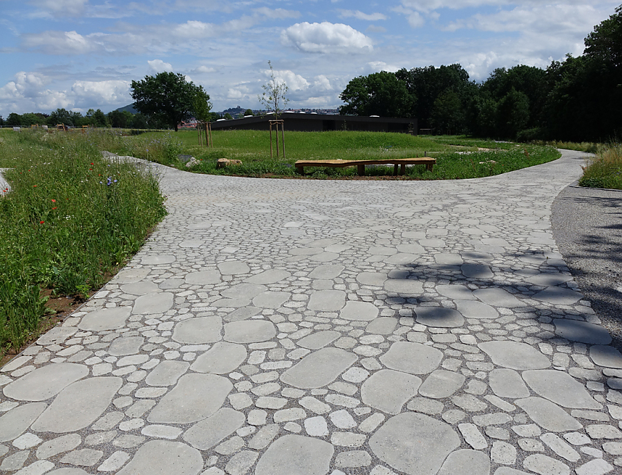 Pflastergestaltung des Tierparks Fulda mit ARENA NOVA und ARENA PFLASTERPLATTEN