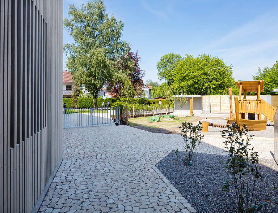 "Haus des Kindes" in Laupheim mit ARENA Pflastersteinen