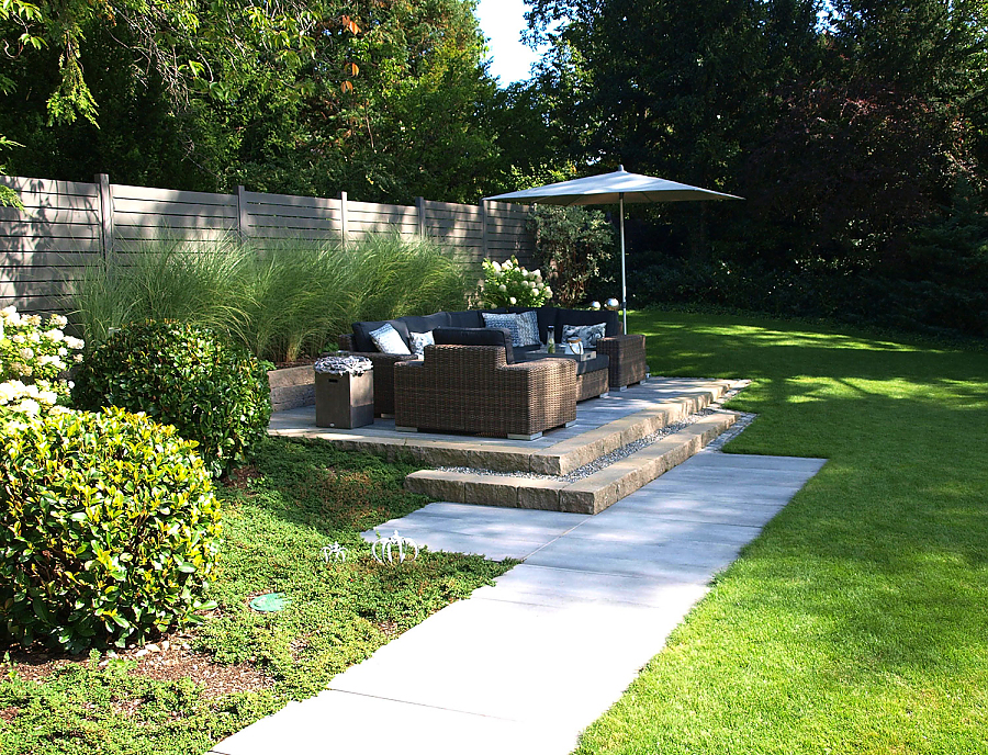 Terrasse mit SANTURO Mauer