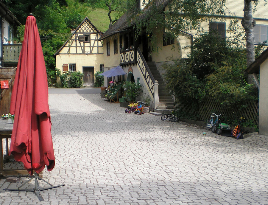 Anwendung von COURT-STONE Pflastersteinen in Stuttgart