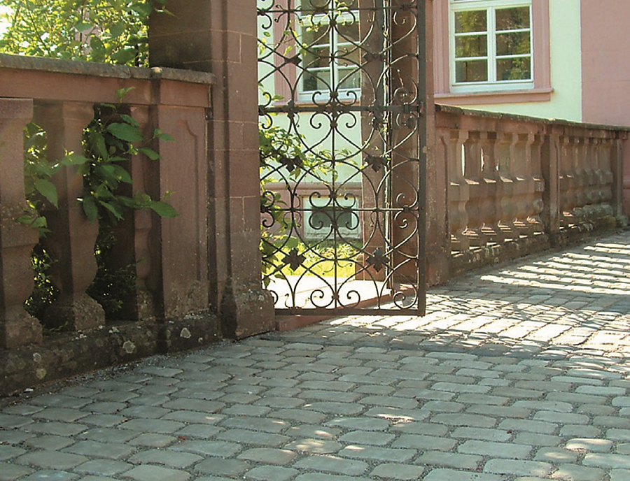 Anwendung von COURT-STONE Pflastersteinen in Horb-Dettingen