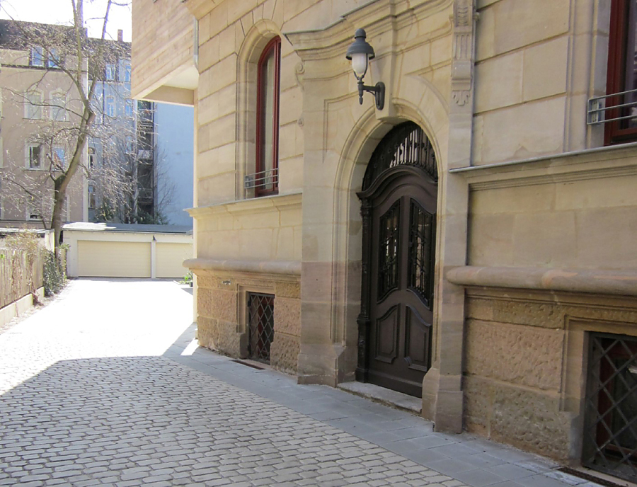 Anwendung von COURT-STONE Pflastersteinen in Nürnberg