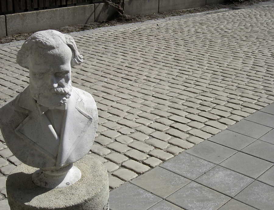 Anwendung von COURT-STONE Pflastersteinen in Nürnberg