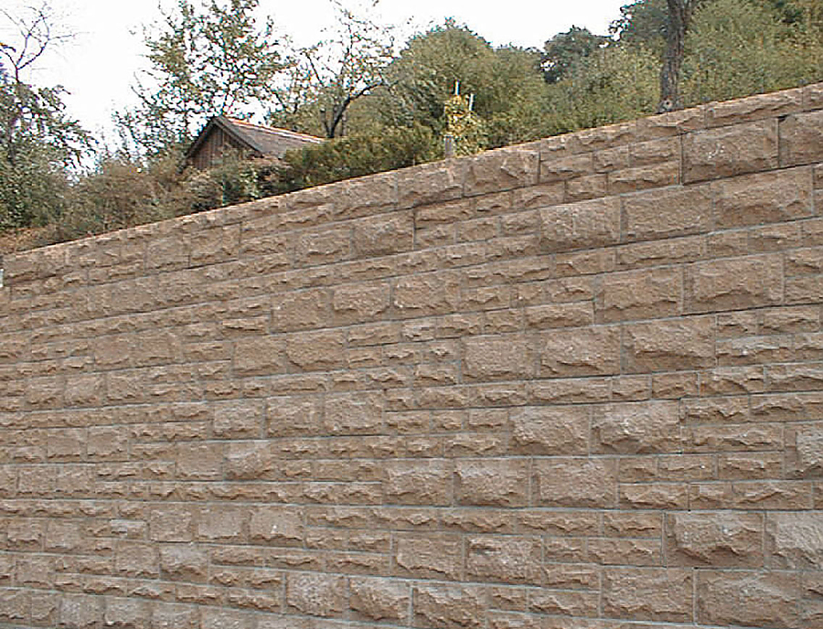 SANTURO Bossenmauer Breuningsweiler