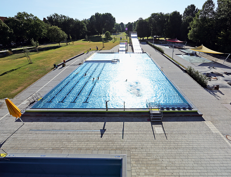 Anwendung LAMBADA Pflastersteine im Freibad Nürnberg