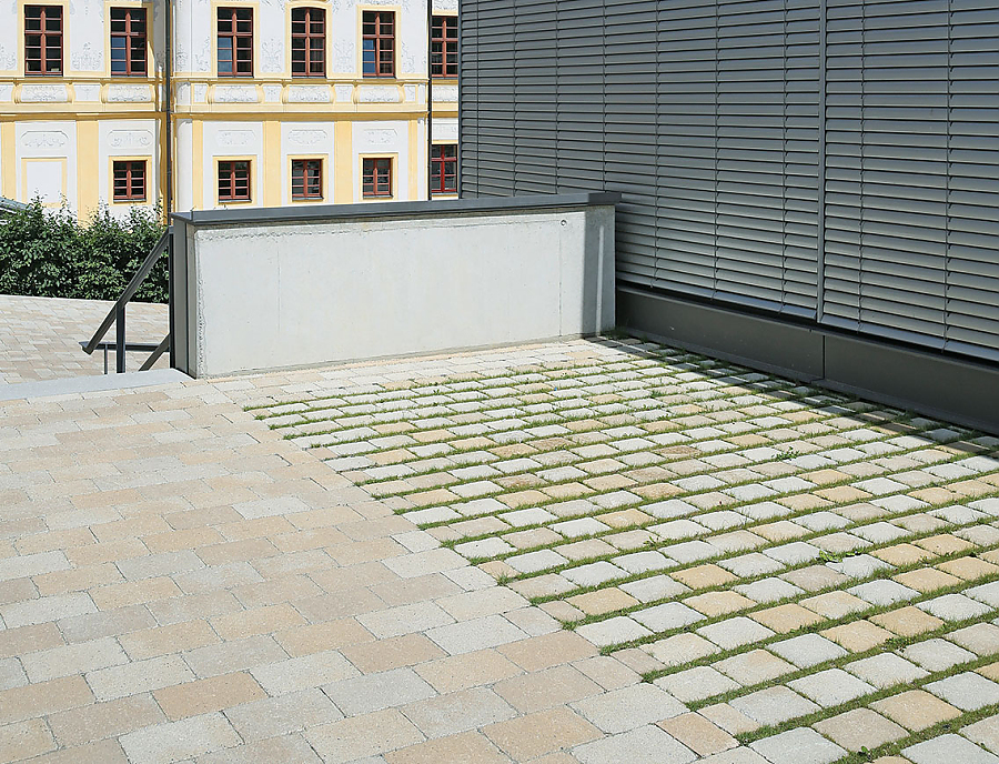 TEGULA Pflastersteine Kloster Rebdorf Anwendung TEGULA Pflastersteine am Kloster Rebdorf