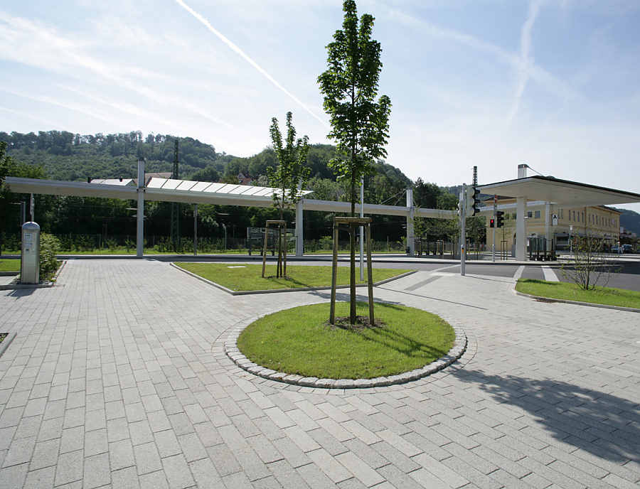 ARCADO Pflastersteine beim ZOB in Geislingen-Steige