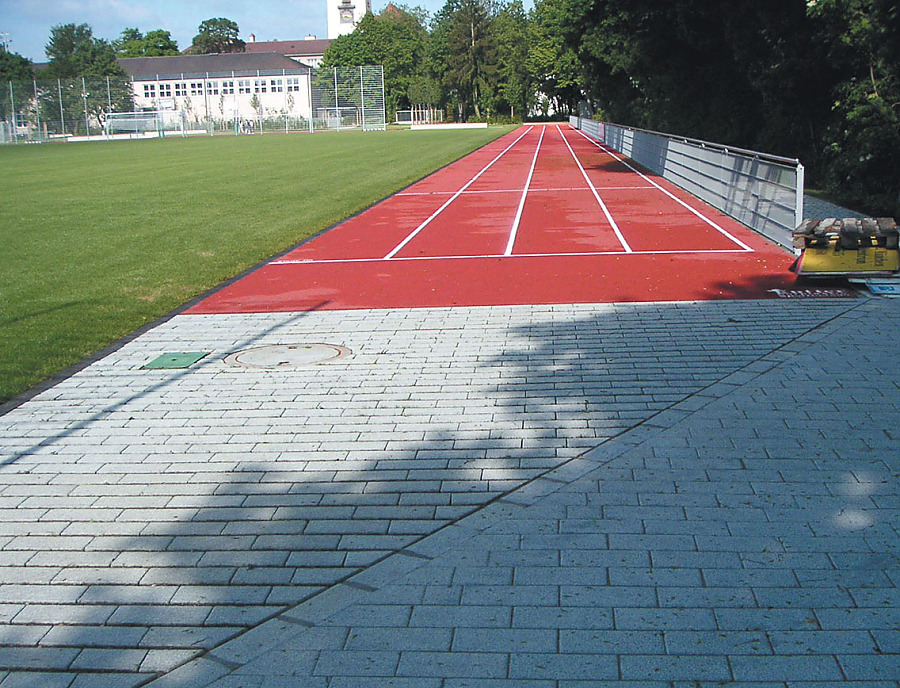 Anwendung ARCADO Pflastersteine bei der Bezirkssportanlage München