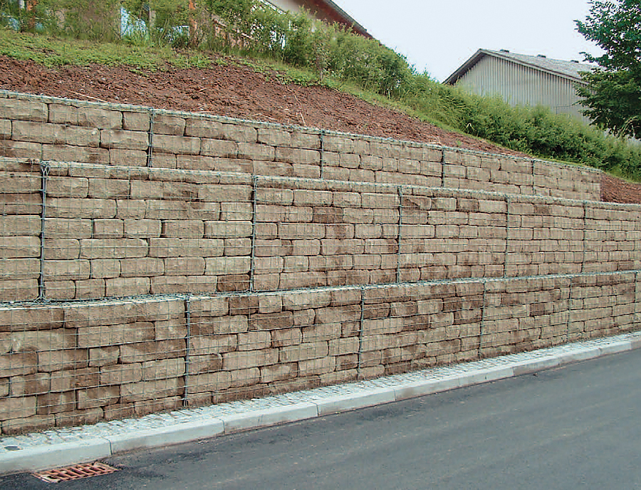 SANTURO Weinbergmauern Gabionenbauweise Berglen-Öschelbronn Anwendung SANTURO Weinbergmauer in Gabionenbauweise