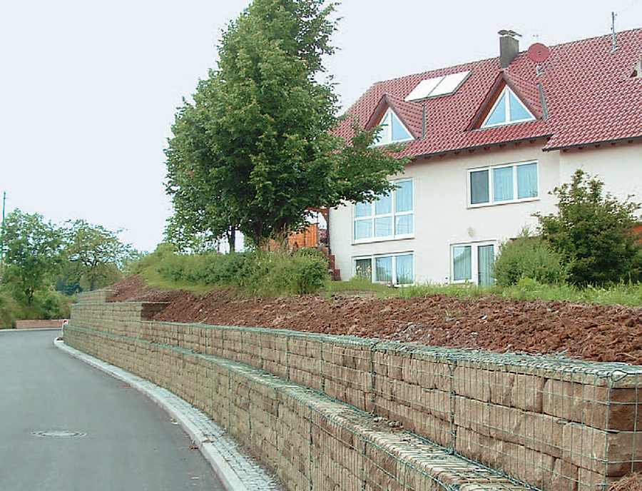 SANTURO Weinbergmauer Gabionenbauweise Berglen-Öschelbronn Anwendung SANTURO Weinbergmauer in Gabionenbauweise