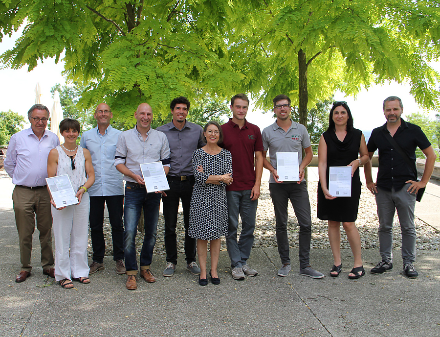 Gruppenbild der Preisträger des ARENA-Wettbewerbs