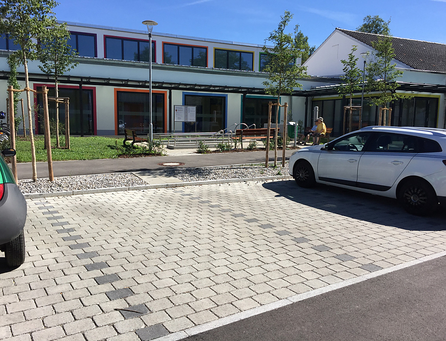 TEGULA Drainfugenstein bei der Dreifachturnhalle in Bad Wörishofen