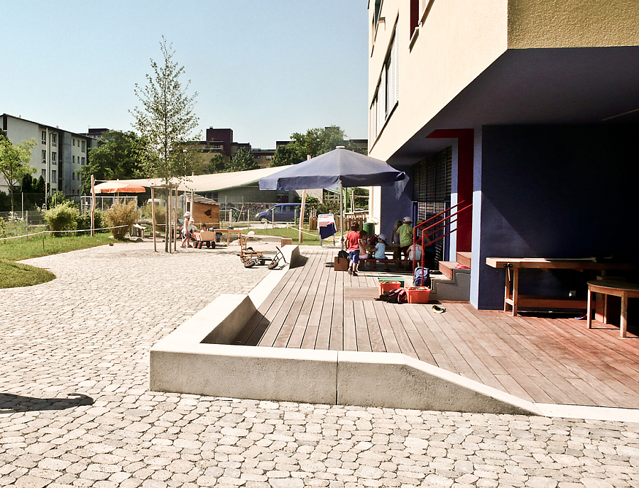 Anwendung von ARENA Pflastersteinen beim Kindergarten Konstanz