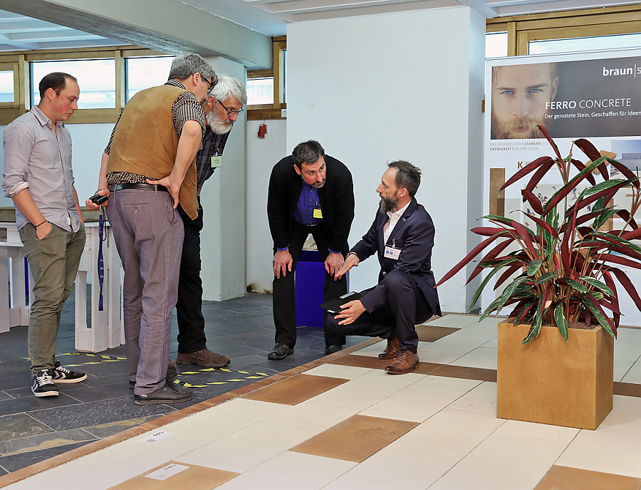 Besucher beim 15. SteinForum