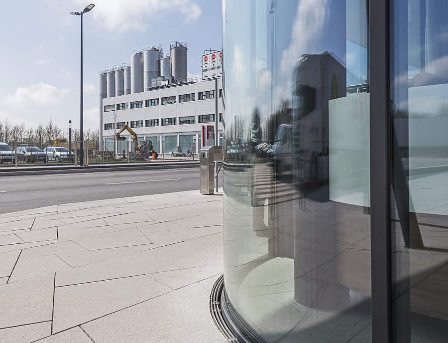 PODIUM ARCHITEKTUR Polygonalplatten Zott Mertingen Anwendung PODIUM ARCHITEKTUR Polygonalplatten Mertingen