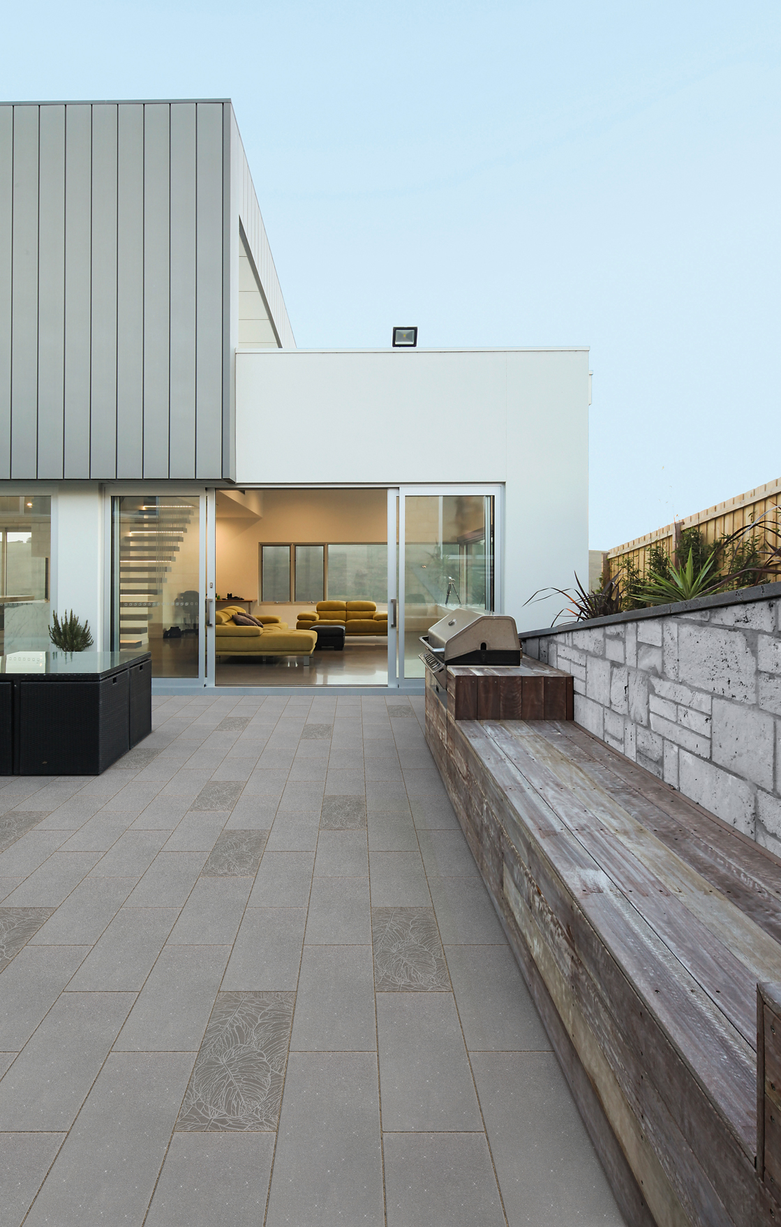 Moderne Terrassen mit BIOFILA Terrassenplatten