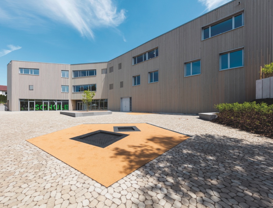 ARENA Pflastersteine auf dem Schulhof des Haus des Kindes in Laupheim.