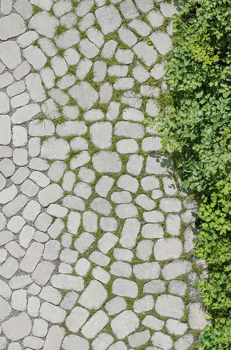 ARENA Rasen- und Drainfugensteine, befahrbare Ökofläche